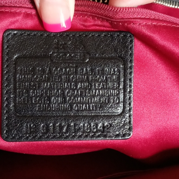 Coach purse - Picture 5 of 8